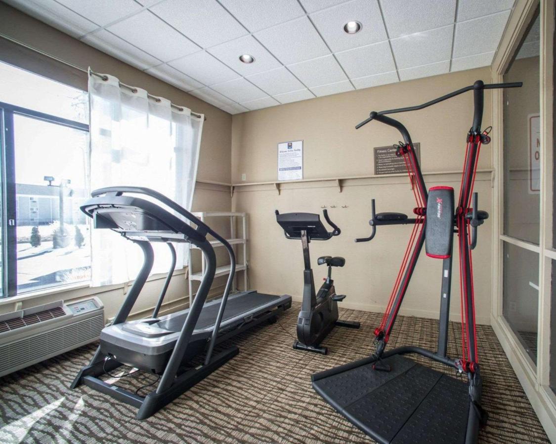 Comfort Inn&Suites St. Louis-Hazelwood Buitenkant foto