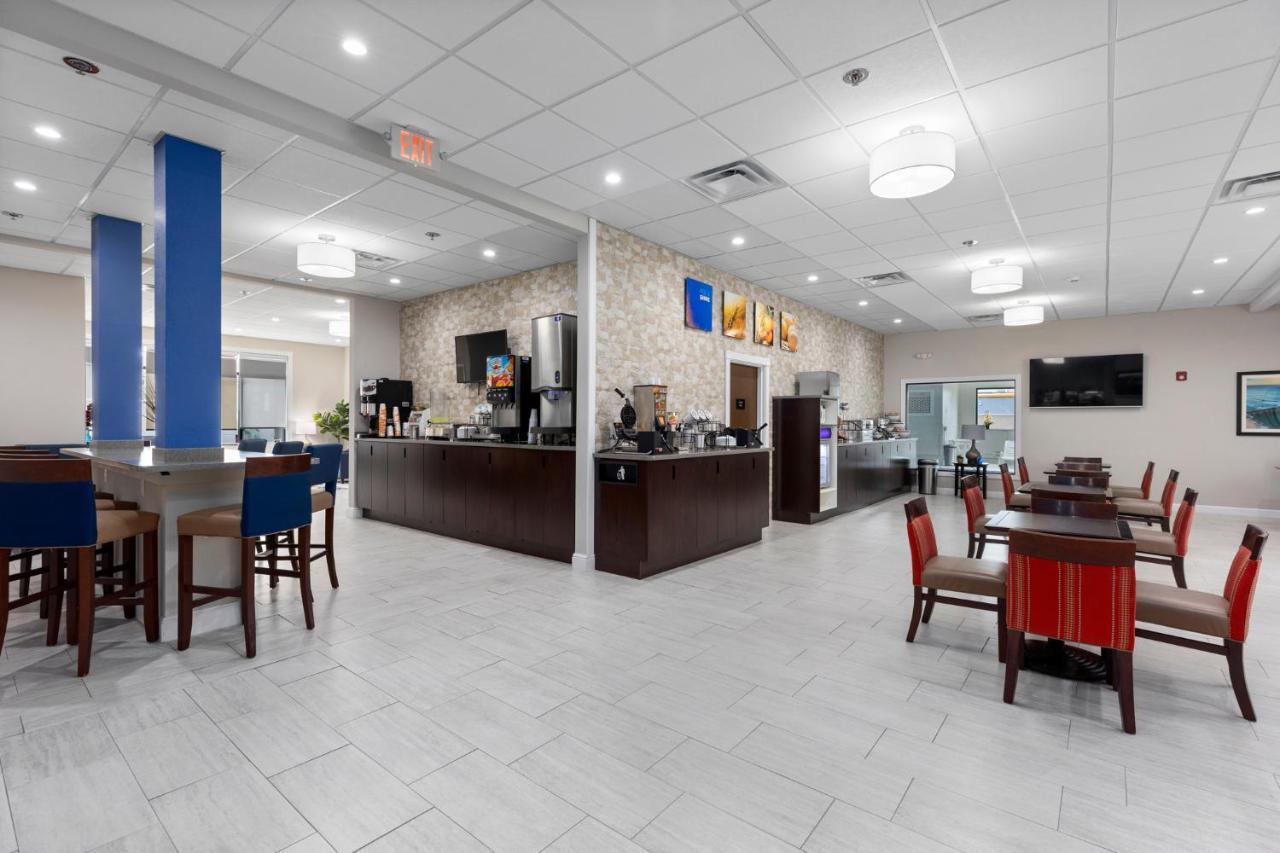 Comfort Inn&Suites St. Louis-Hazelwood Buitenkant foto