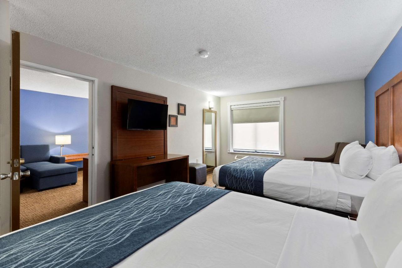 Comfort Inn&Suites St. Louis-Hazelwood Buitenkant foto