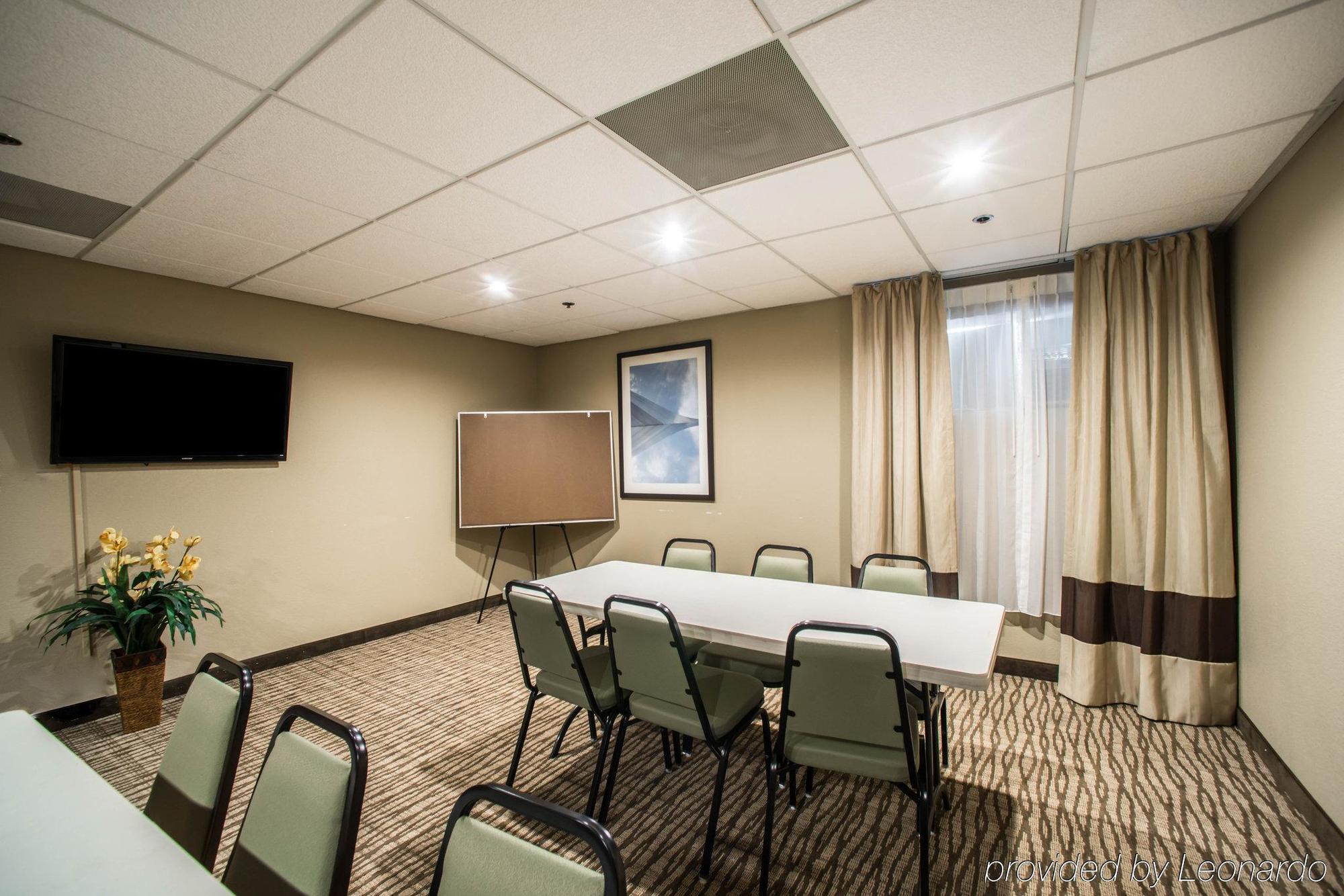Comfort Inn&Suites St. Louis-Hazelwood Buitenkant foto