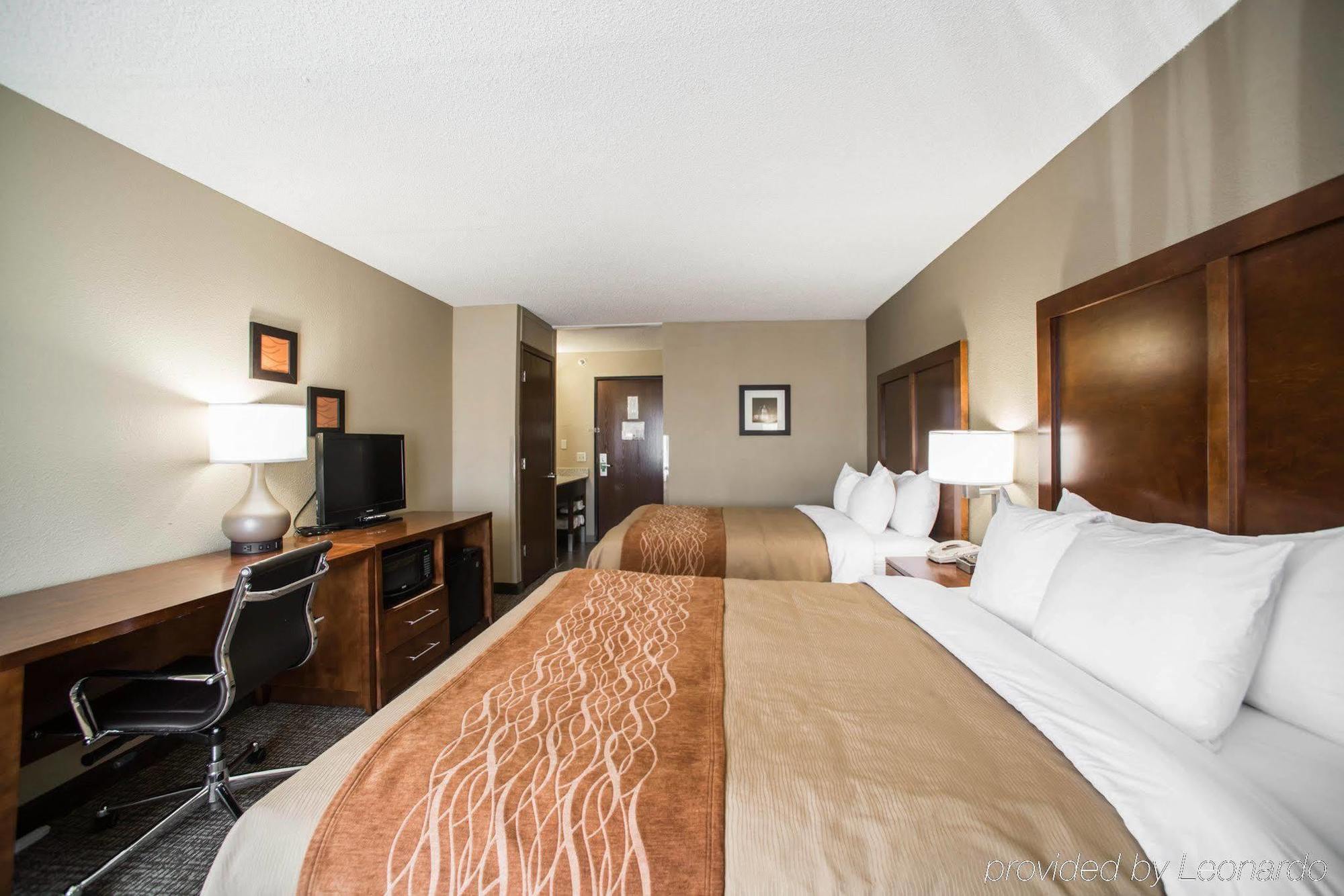 Comfort Inn&Suites St. Louis-Hazelwood Buitenkant foto