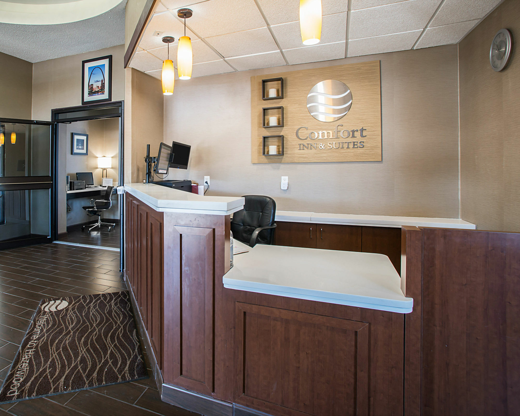 Comfort Inn&Suites St. Louis-Hazelwood Buitenkant foto
